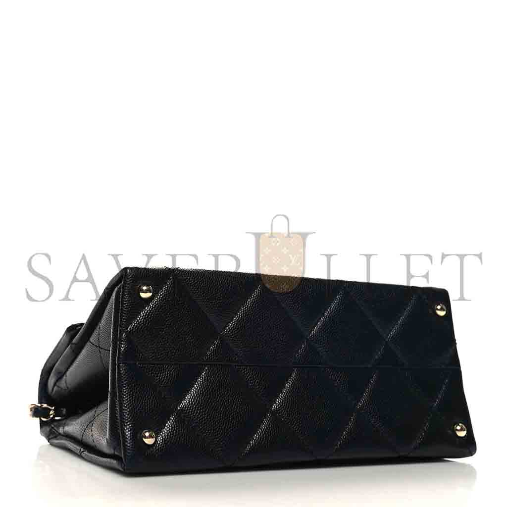 CHANEL MASTER CAVIAR QUILTED RETRO TWIST TOP HANDLE FLAP BLACK (21*16*9.5cm) 